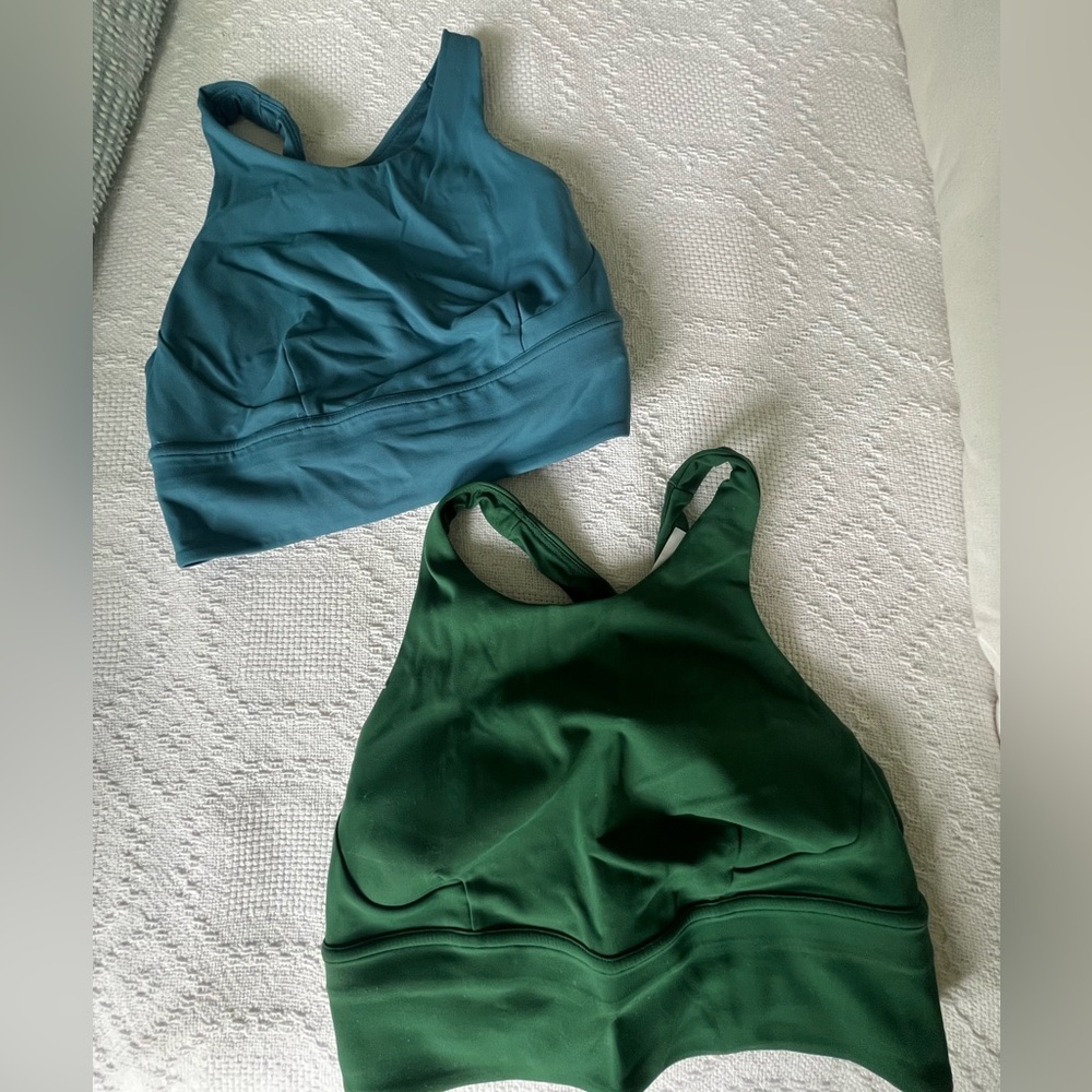 Lululemon Sports bras